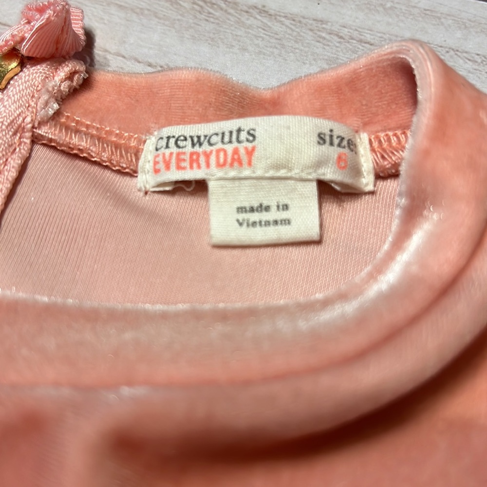 Girls peach colored velvet short sleeve dress. Size 6 from Crew Cuts - Picture 3 of 3